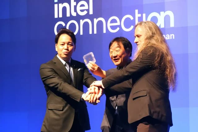 Intel stellt ZAM-Speicher als HBM-Rivalen vor: Bis zu 512 GB Kapazität