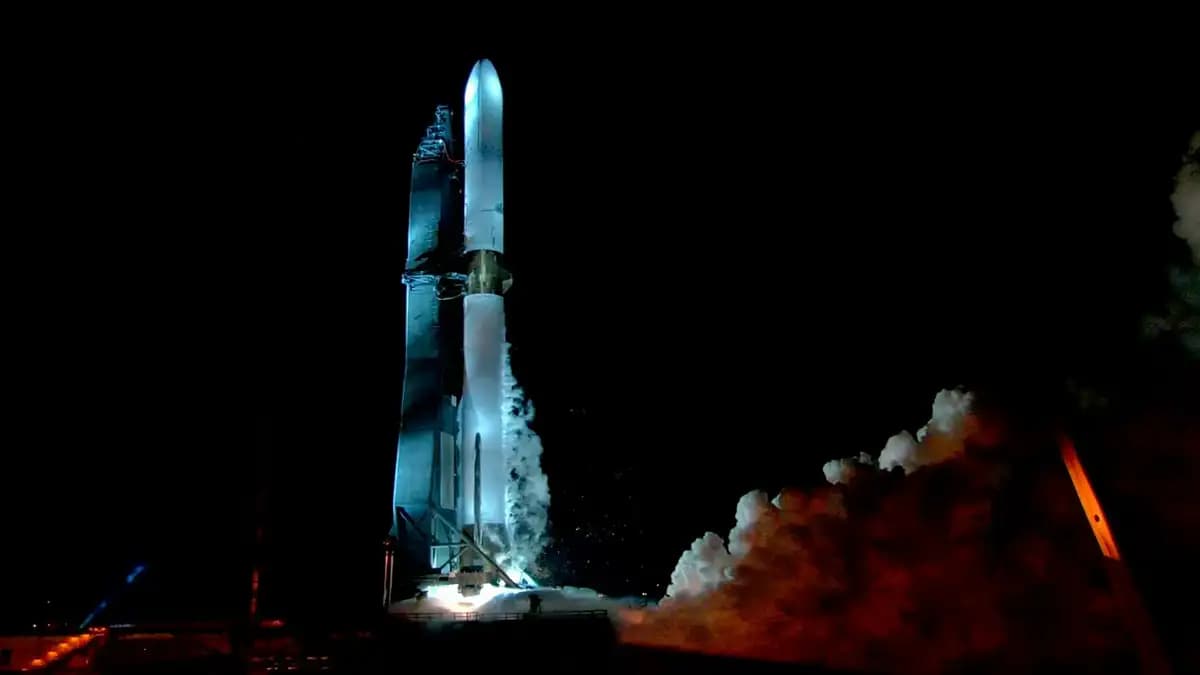 Blue Origin pausiert Weltraumtourismus: Fokus auf Mondmission