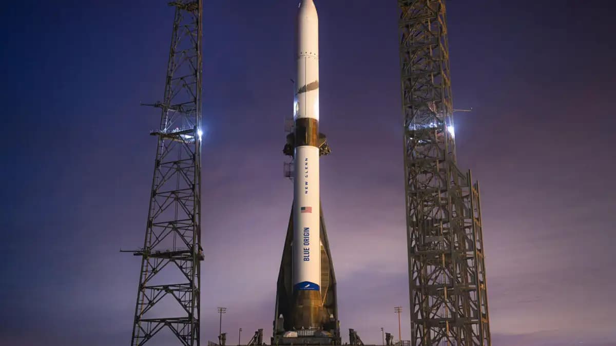 Blue Origin stellt Starship-Konkurrenten New Glenn 9x4 vor